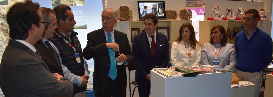 (Português) Presidente da República visitou stand de Marvão na Bolsa de Turismo de Lisboa