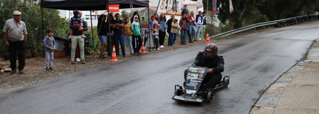 (Português) Campeonato Nacional de Carrinhos de Rolamentos e Trikes corre-se em Porto da Espada